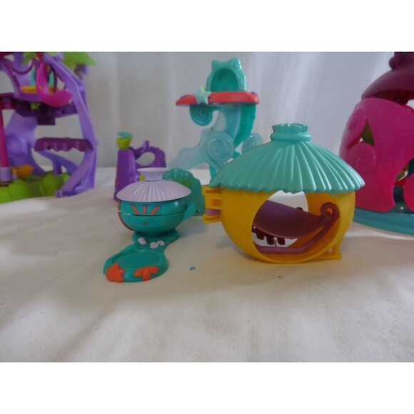 Spinmaster 2010 Zoobles Spring To Life Razoo's Treehouse Playset + Kelp Underwat - Picture 9 of 15